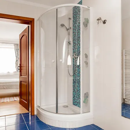 Pštrossova - U Klášterní Zahrady 3* Bechyně