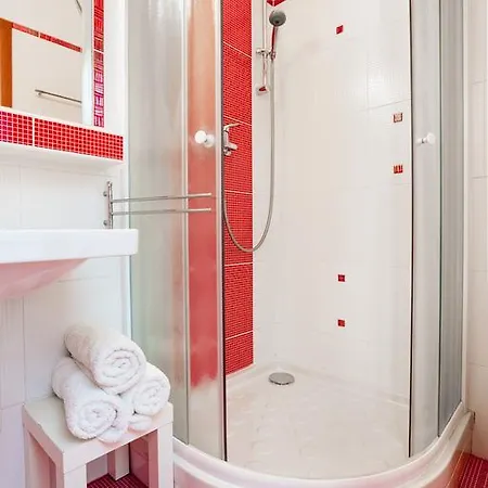 Bed & Breakfast Pštrossova - U Klášterní Zahrady Bechyně